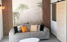 Appartement Frejus 5 Min De La Plage, 1 Min Centre Ville